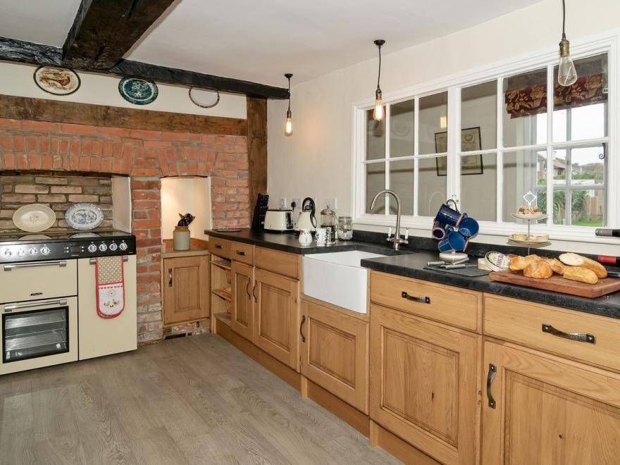 Dovercourt Hall Cottage