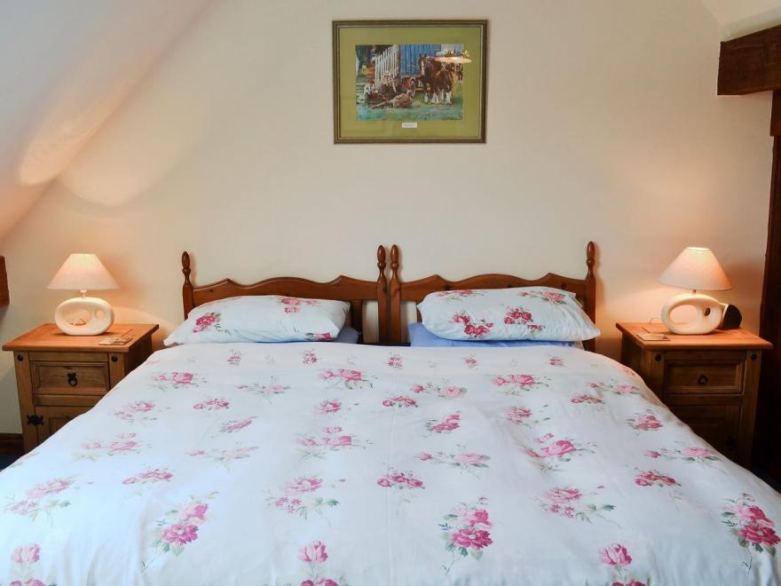 Mill Farm Cottages - Kingfisher