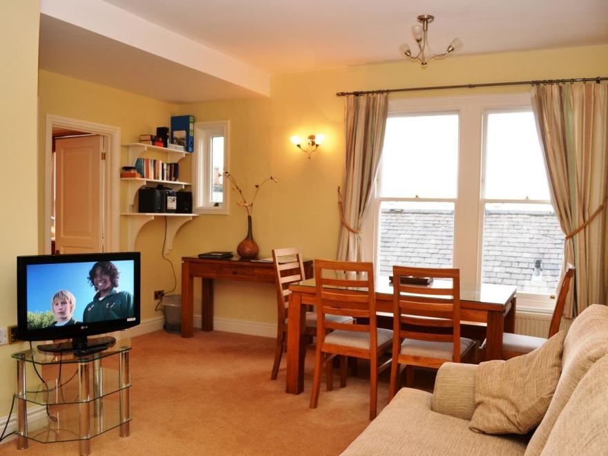 Osprey- Royal Oak House