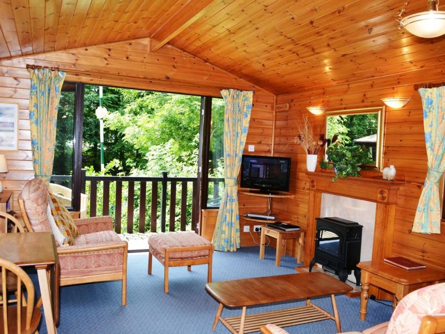 Bracken Lodge - Burnside Park