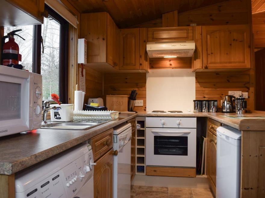 Whiteside Lodge at Burnside Park