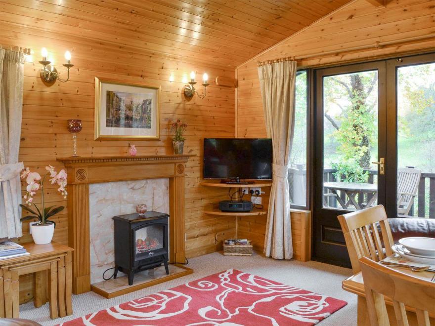 Brook Lodge - Burnside Park