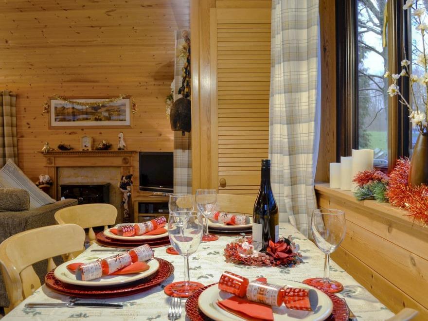 Derwent Lodge - Burnside Park