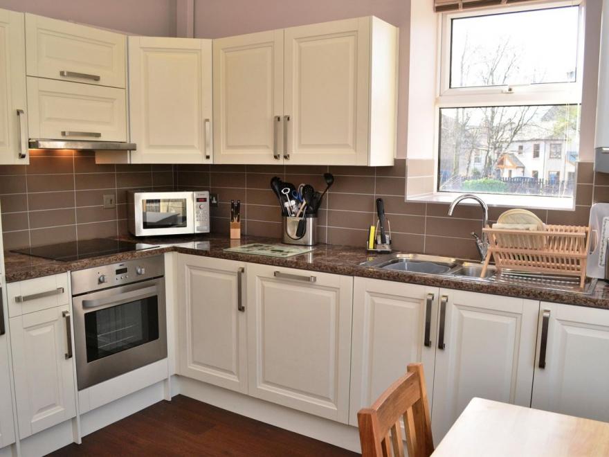 Carlton House Apartment 2