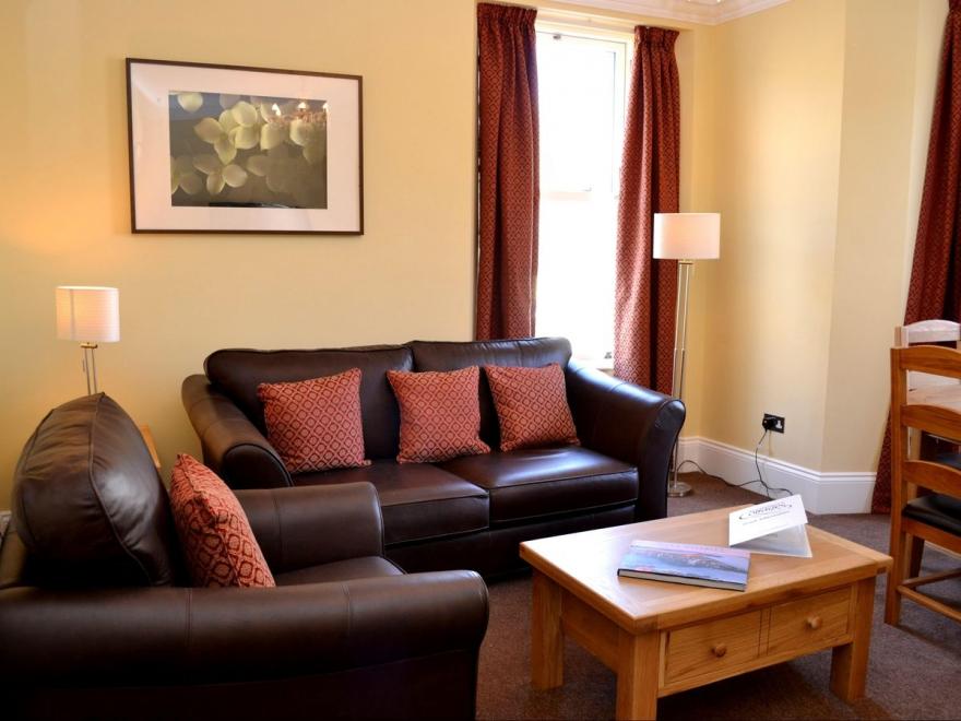 Carlton House Apartment 2