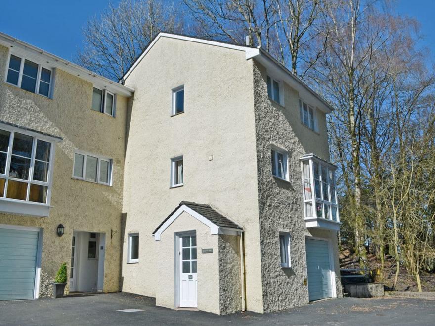 Meadows End- Meadowcroft Cottages