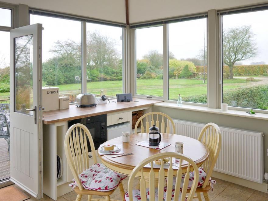 Basin Howe Farm Opal Cottage