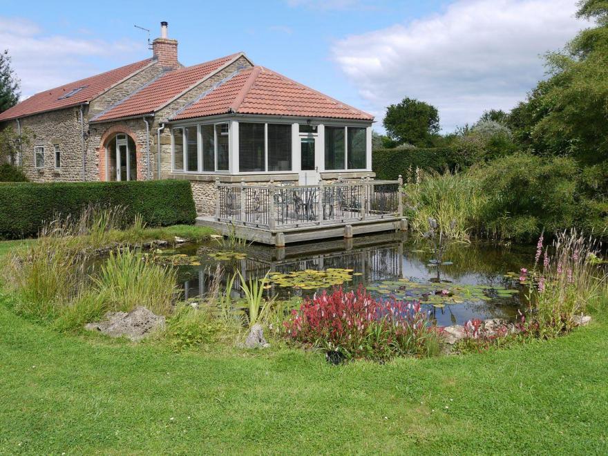 Basin Howe Farm Opal Cottage