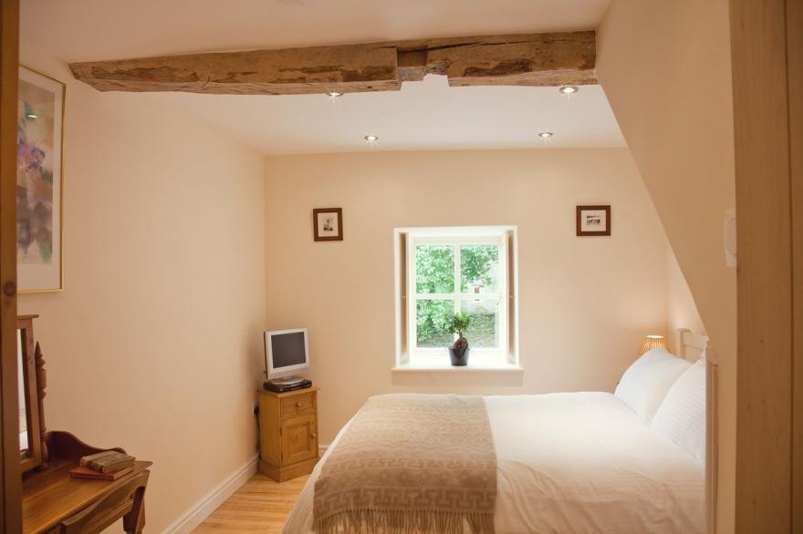 Thomasin Selside Hall