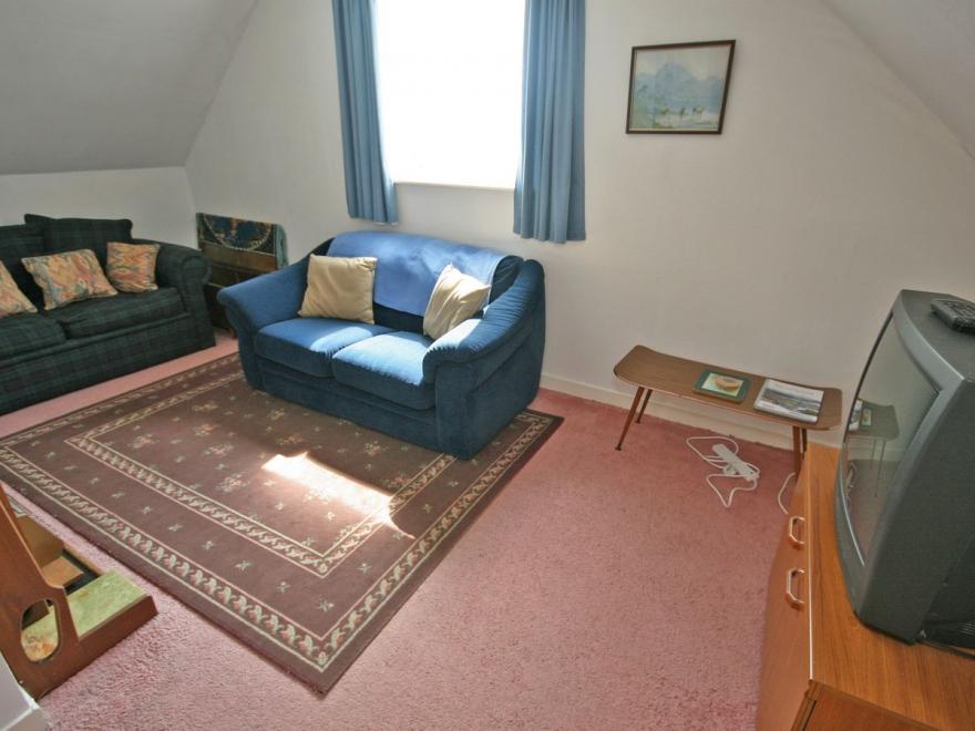 Glenburn House Apt 1