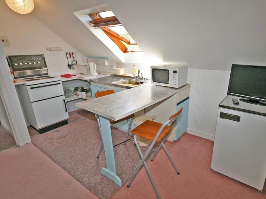 Glenburn House Apt 2