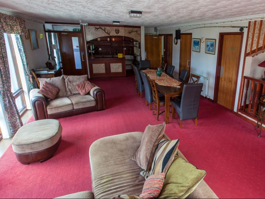 Lochbroom Lodge East