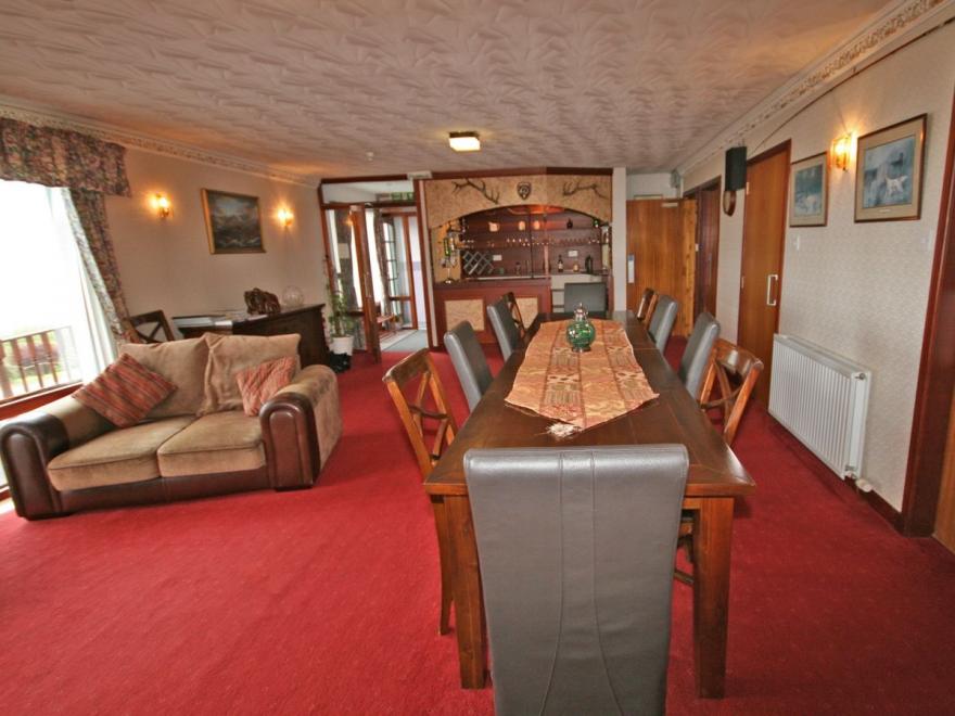 Lochbroom Lodge East