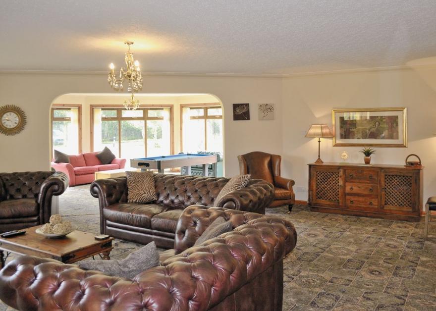 Heatherwood House - S4646