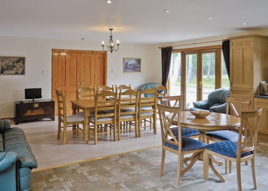 Heatherwood House - S4646