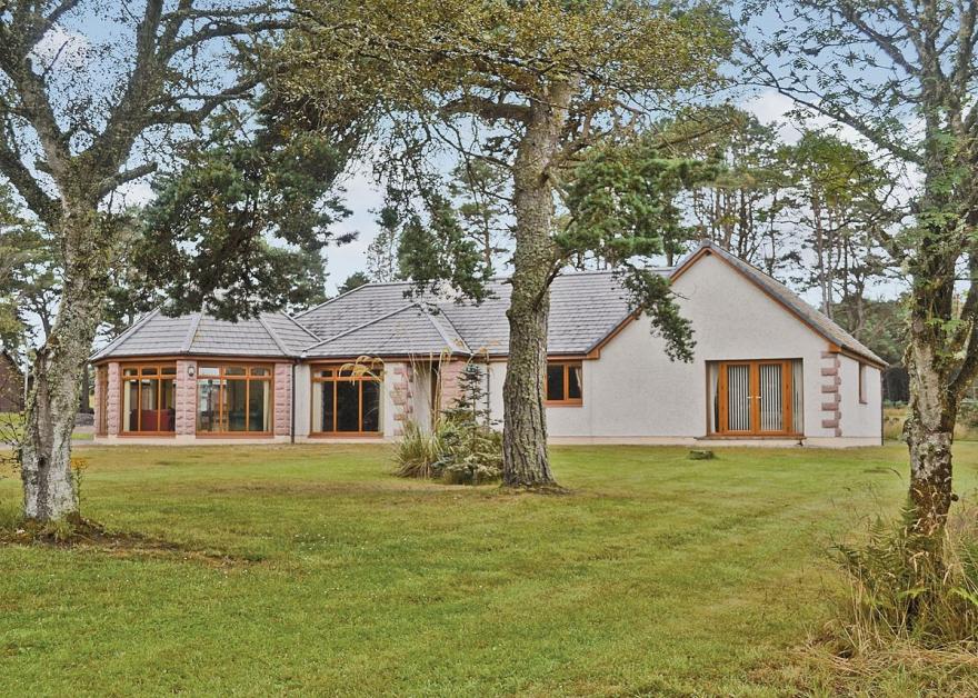 Heatherwood House - S4646