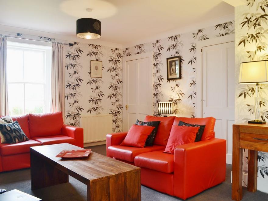 Kennels Cottage - Beaufort Estate