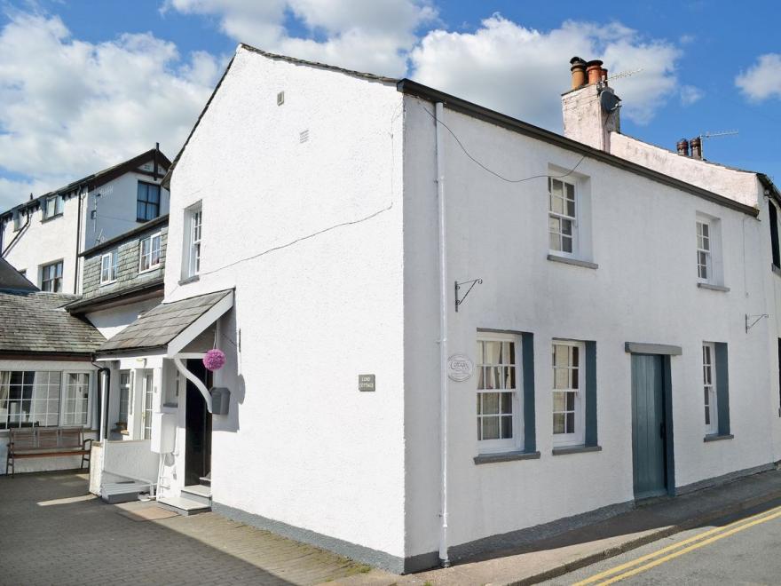 Lund Cottage (was Gabriel's Cottage)