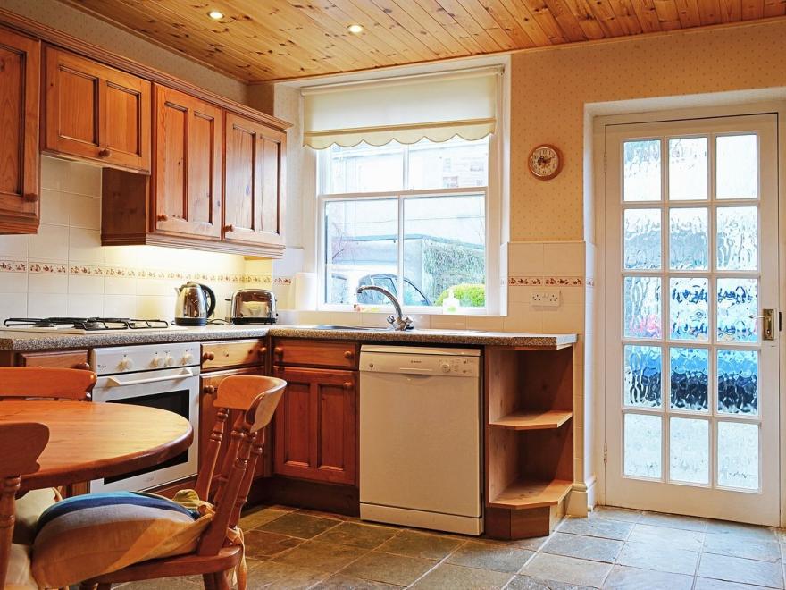 1 Catherine Cottages