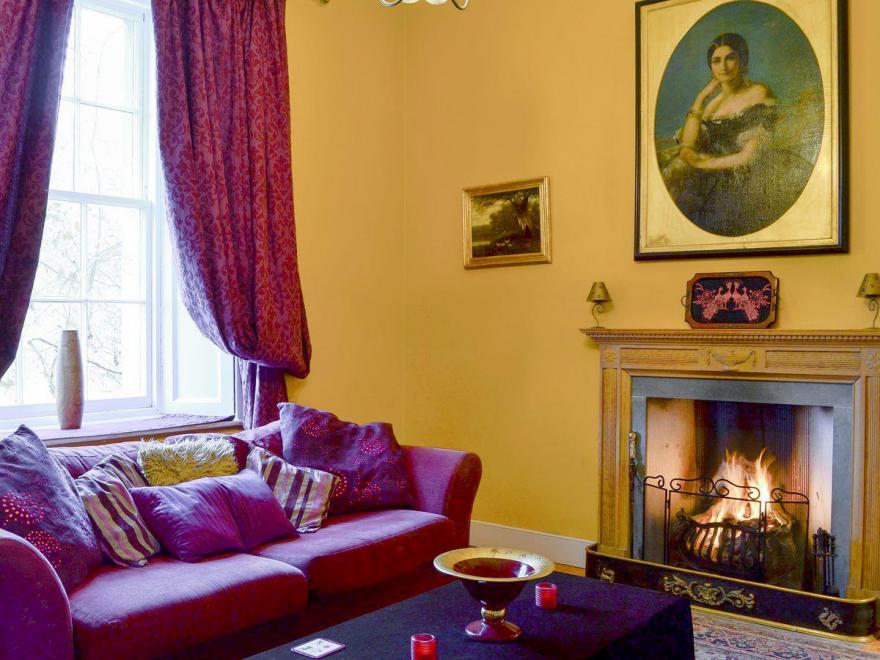 Lochside Garden House - S4484