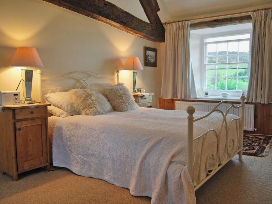 Thwaite Bridge House**coniston