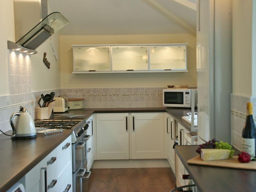 Chimneys**Windermere