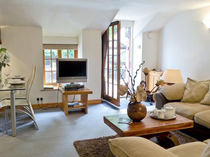 Admiral's Nest Bowness