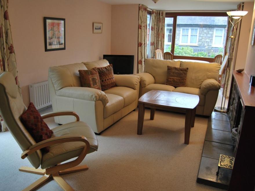 Serpentine Rest**kendal