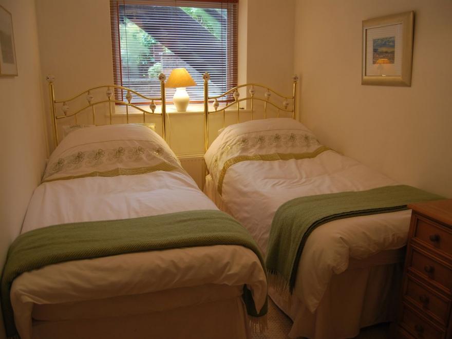 Serpentine Rest**kendal