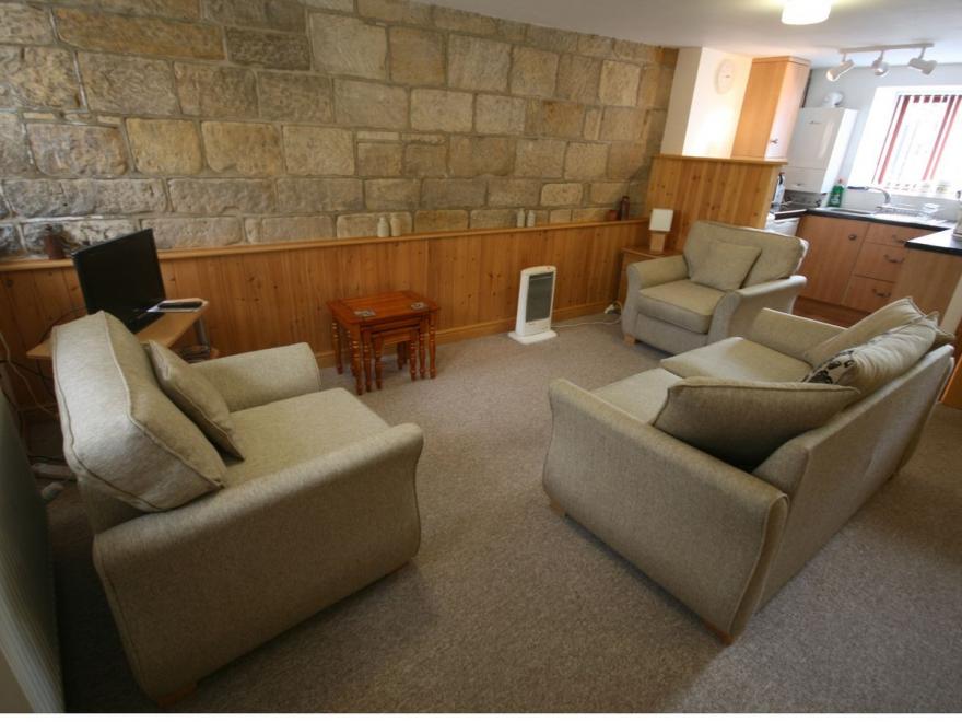 Blacksmith's Cottage High Hawkser