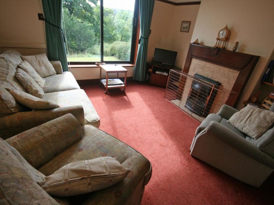 Groves Dyke Cottage**Whitby