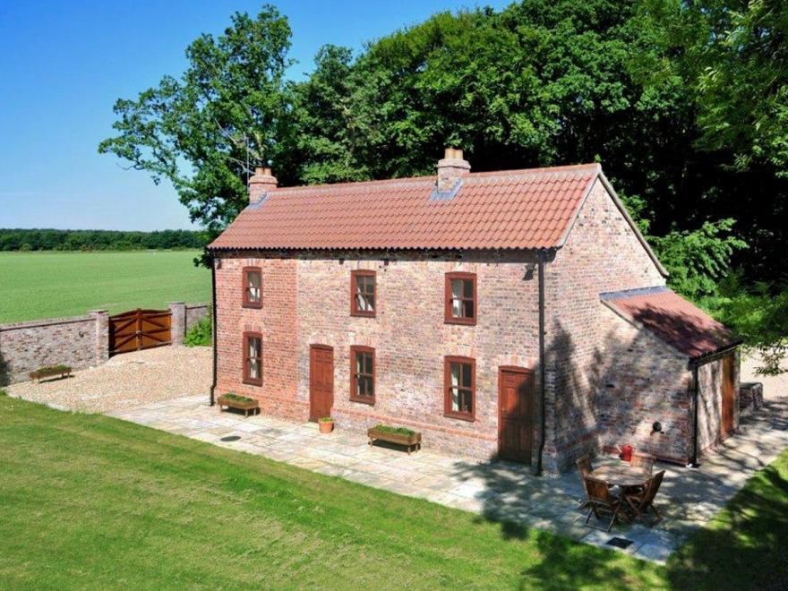 Enthorpe Wood Cottage