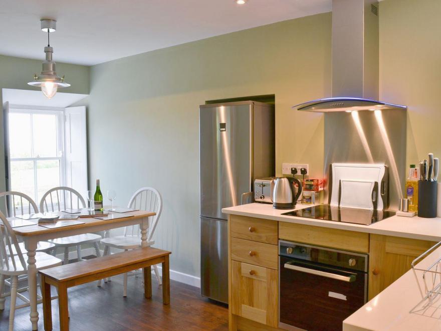 Farne View (Was 8 Middleton Cottages)