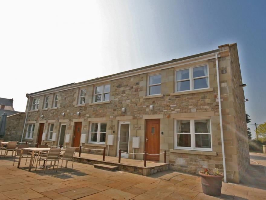 Appletree Apt. No. 2. - Bramley