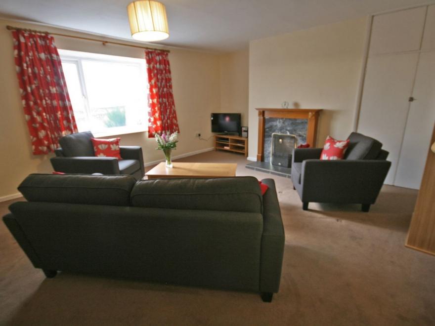 Dean Field Cottage Harlow Hill