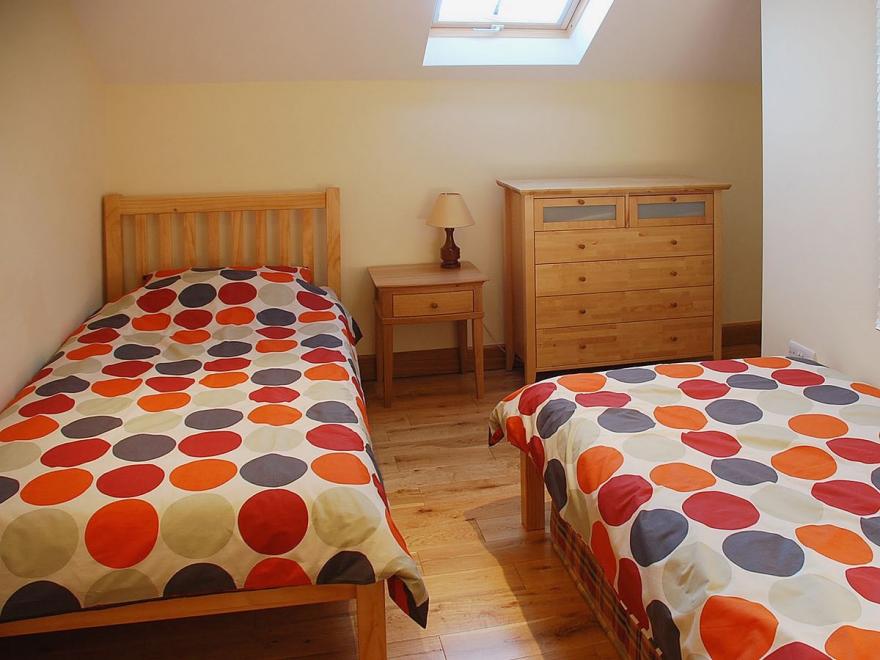 Lean Low Holiday Cottage