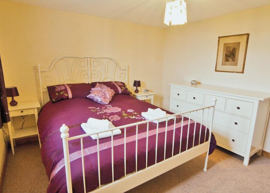 The Stables - HW7676