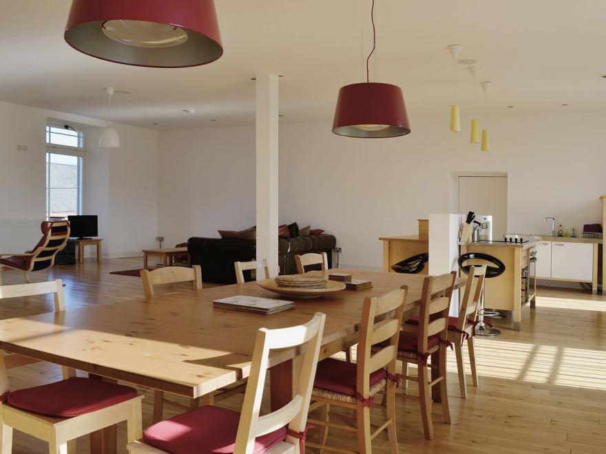 Castlehill Upper Villa