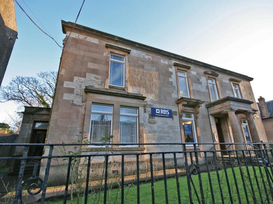 Castlehill Upper Villa