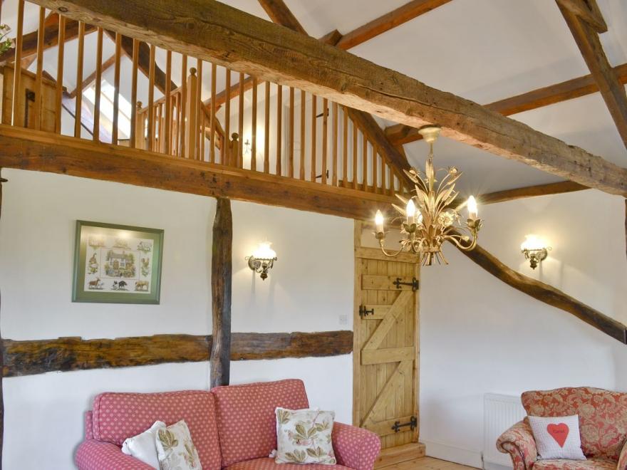 Gwynion Llethri Barn