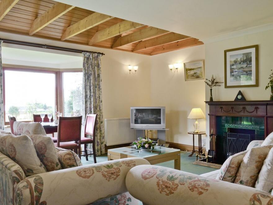 Loch Alsh Cottage - UVO