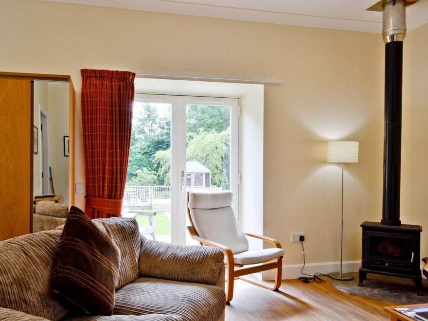 Chestnut Cottage - SXXO