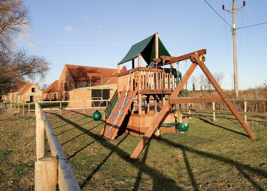 Timbers Barn - E3863