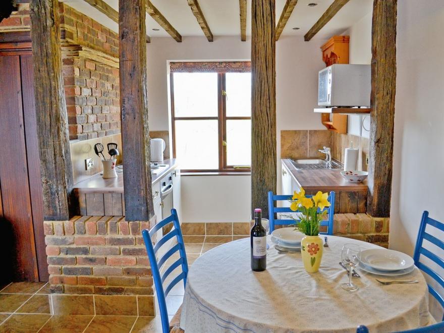 Quince Cottage - 27443