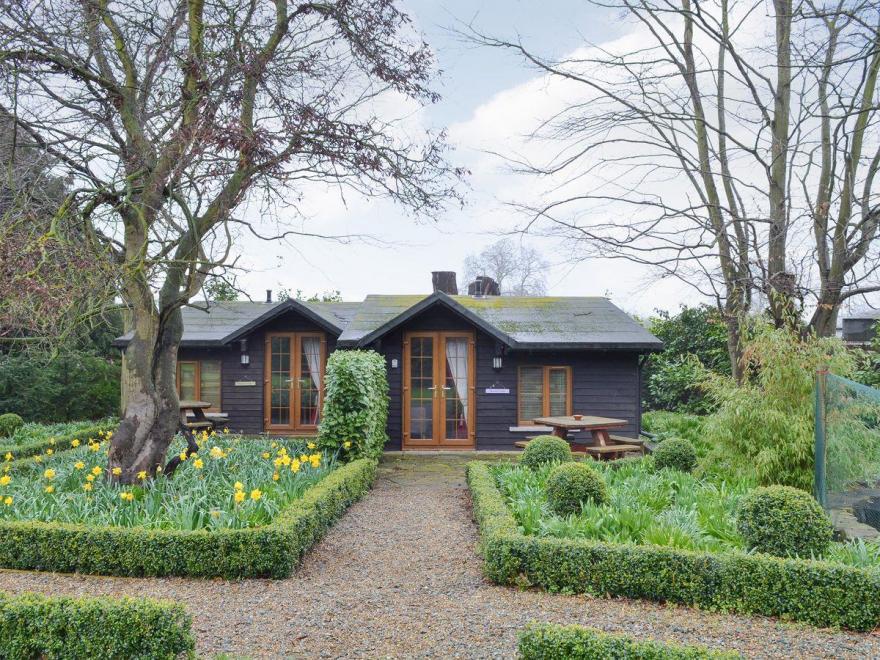 Bluebell Cottage - 27635