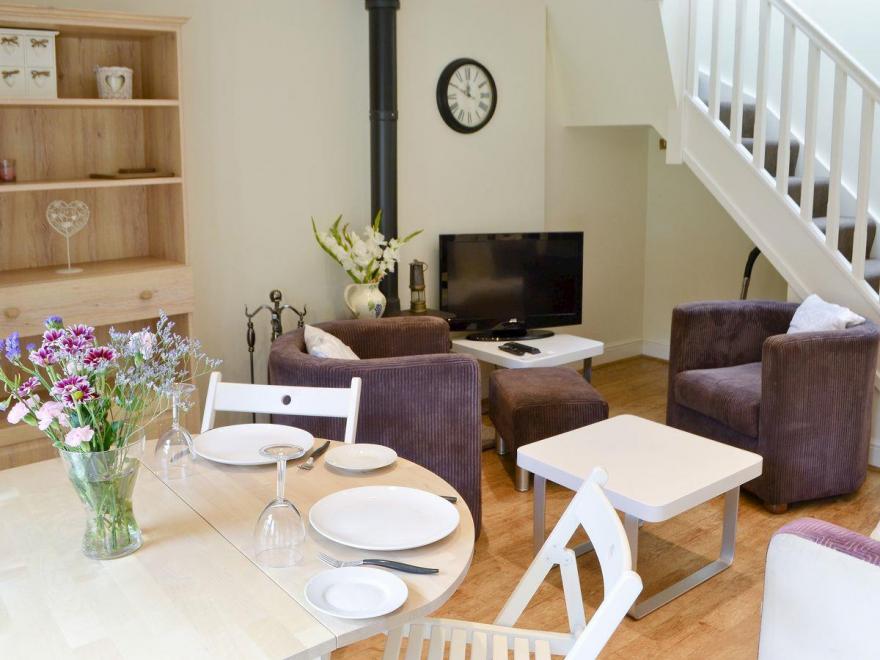 Oak Tree Lodge - 27694