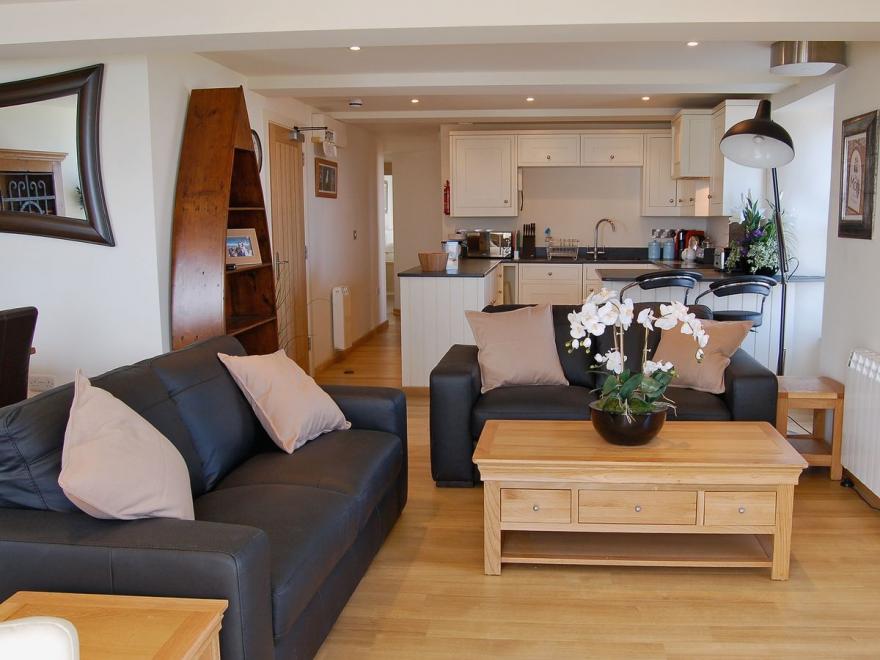 Apartment 4 The Haycyon - 27708