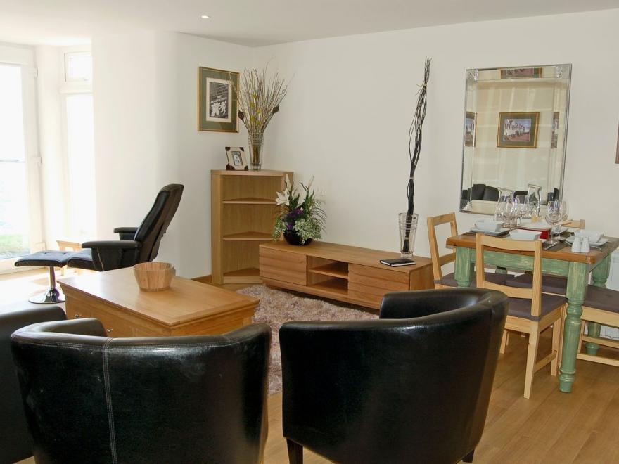 Apartment 3 The Haycyon- 27709