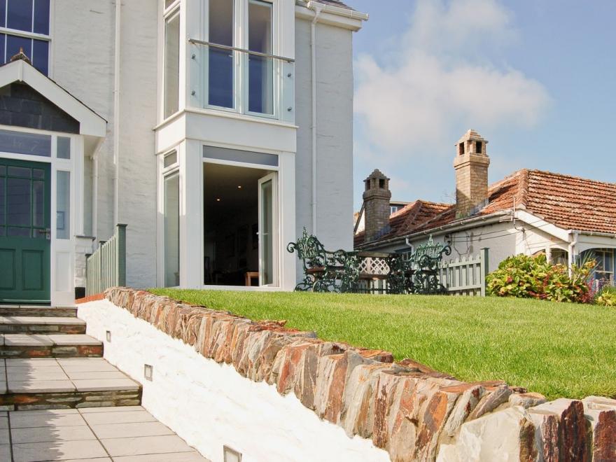 Apartment 2 The Haycyon 27710