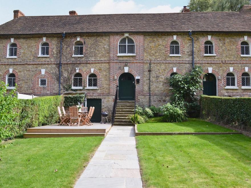 The Guard's House - 27988